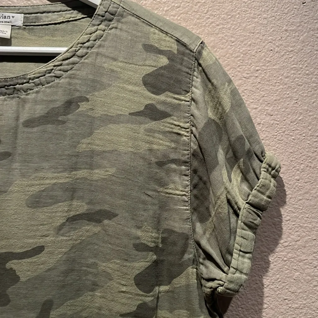 Dylan Women’s Camouflage Oversized Cotton Top Size XS - Image 3