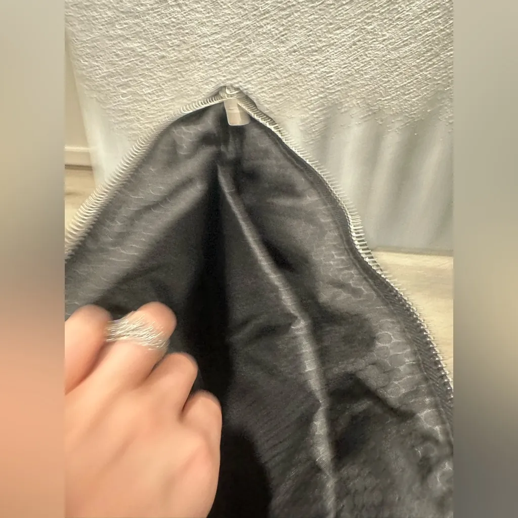 iPack Puffy Fashion Tote Luggage Bag Travel Adjustable Black - Image 8