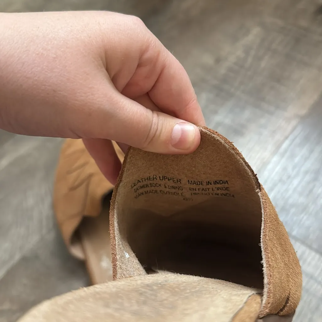 Seychelles Quilted Tan Suede Mules Women’s Size 6.5 Work‎ Casual - Image 8