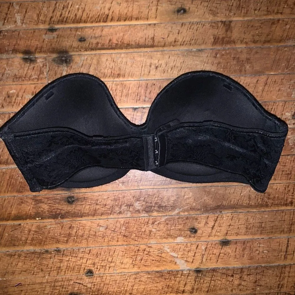 Victoria’s Secret Body black lace lined strapless 34D bra - Image 2