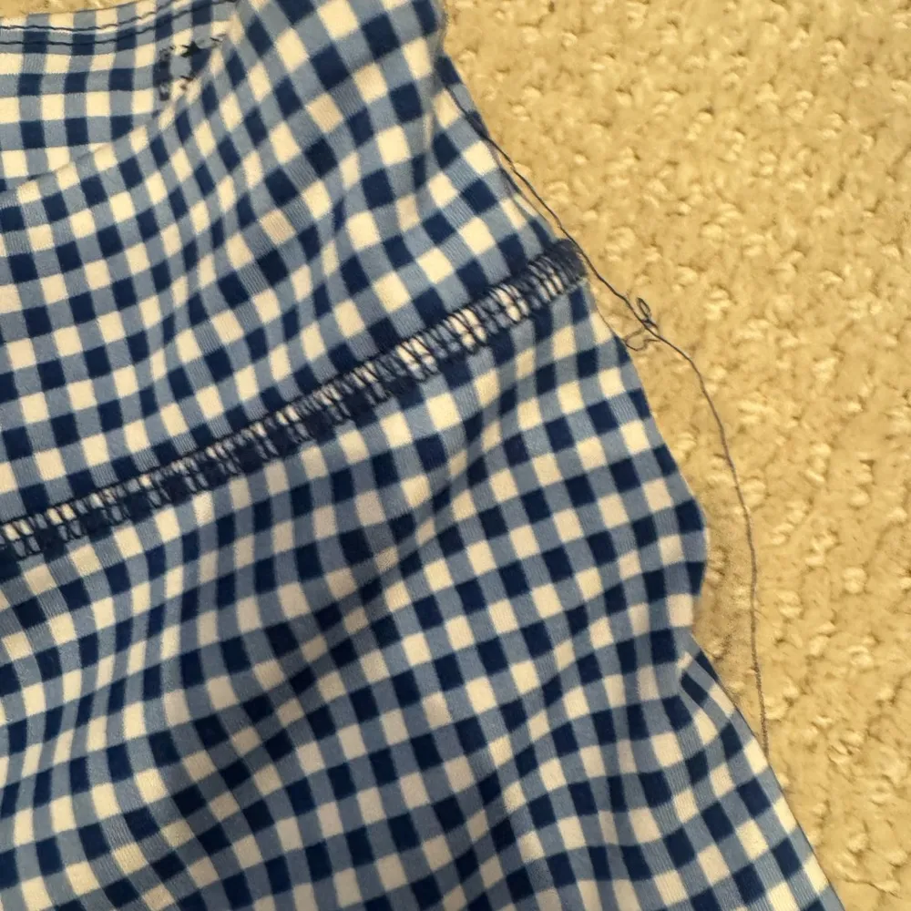Reformation  gingham bike shorts - Image 3