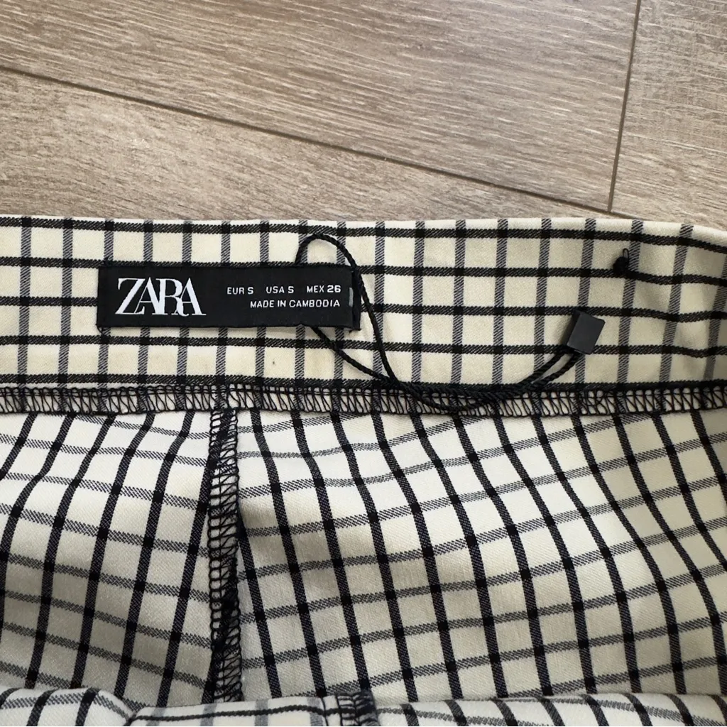 Zara Checked Plaid High Waisted Leggings Ecru Size Small - Image 9