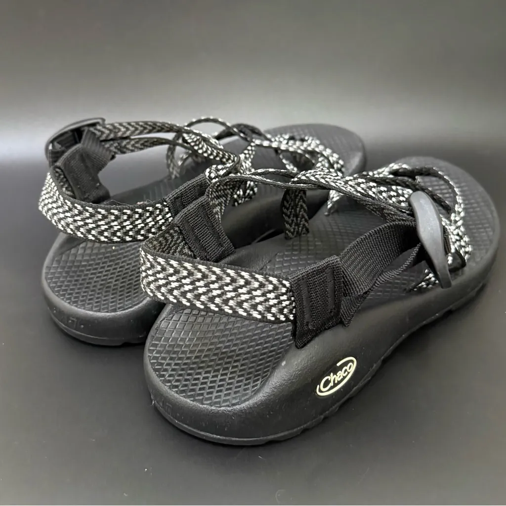 CHACO ZX/2 Classic Black/White Dual Straps Hiking Outdoor Women’s Sandals Size 7 - Image 4