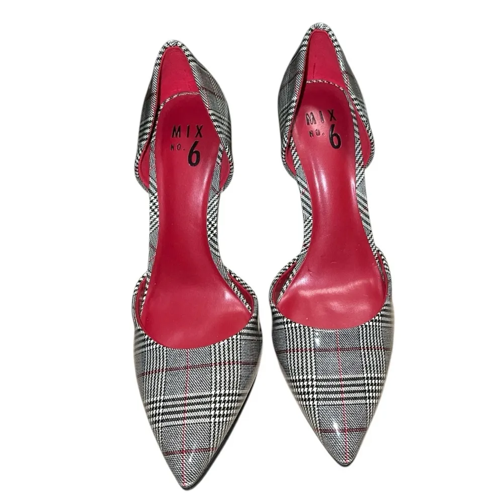 Mix 9 Plaid Women's patten leather Heels with Red Accents. New Size 8 - Image 2