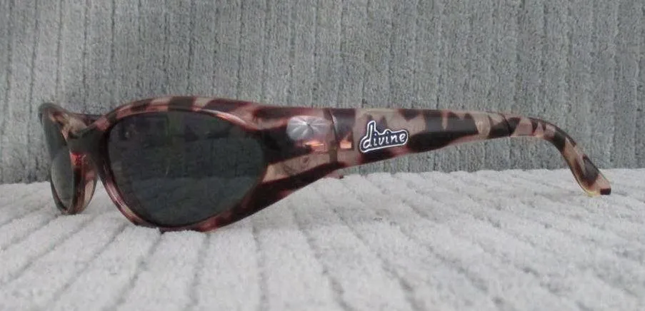 New Divine Eyewear Nyx Pink Tort/Smoke Sunglasses Women's NWT - Image 2