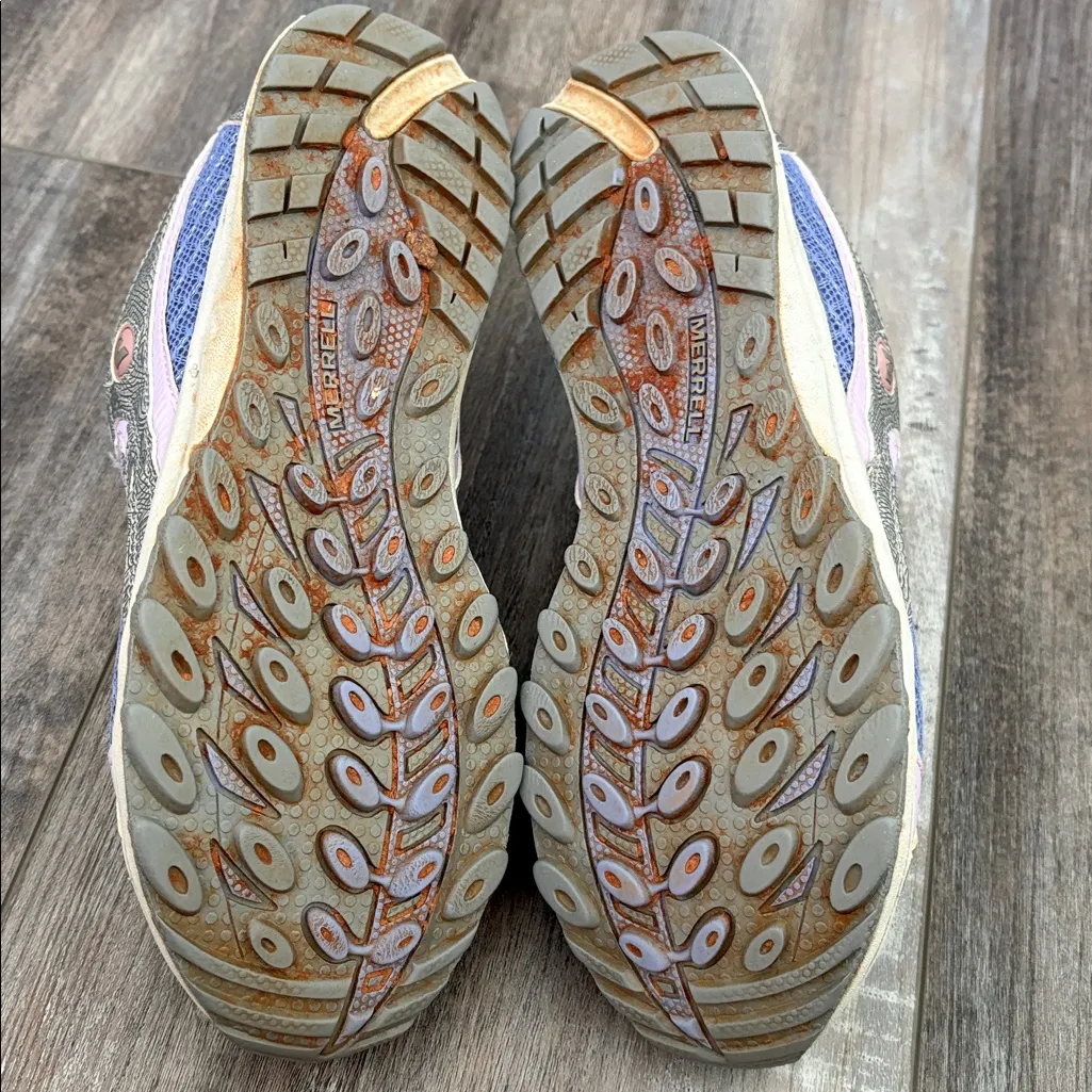 Merrell Trail/Running Shoes size 6 - Image 10