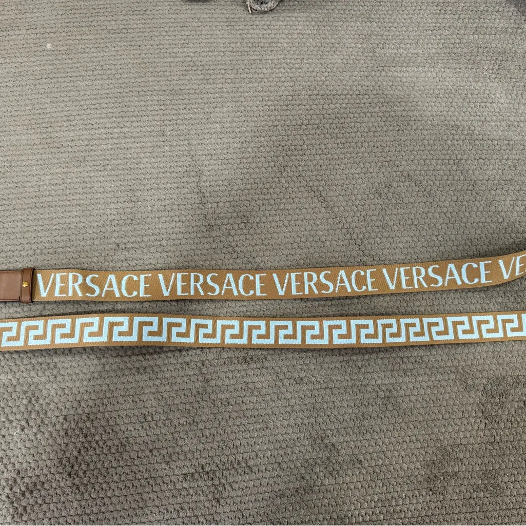 Versace Beige and White Reversible Belt - Image 5