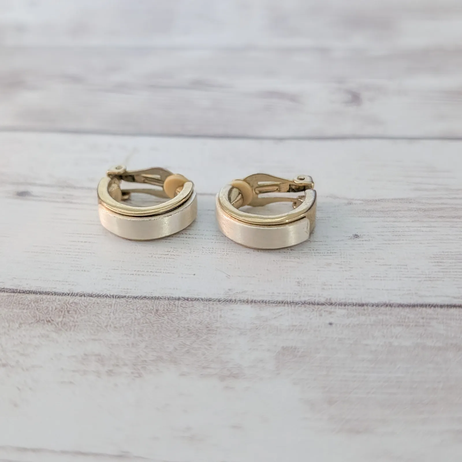 Vintage Clip On Earrings Matte Silver Tone with Gold Tone Edge Hoops 0.75" - Image 4