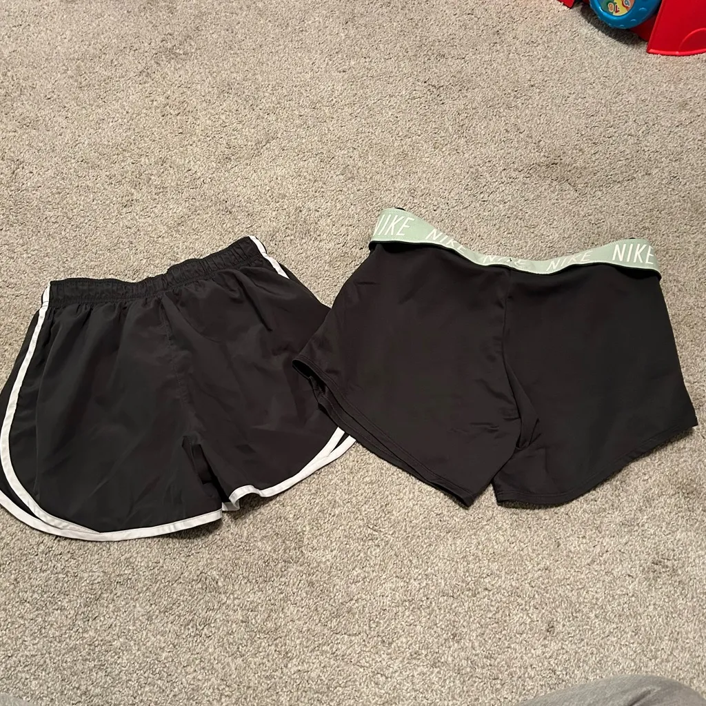 Nike  shorts bundle‎ small gray shorts running - Image 2