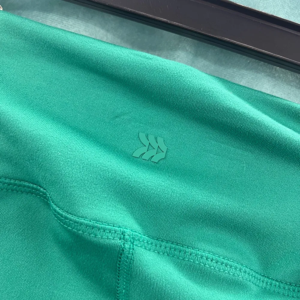 All in Motion Green Leggings XS - Image 9