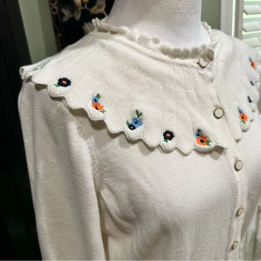 Charter Club White Floral Embroidered Ruffle Collar Cardigan Size Medium - Image 9