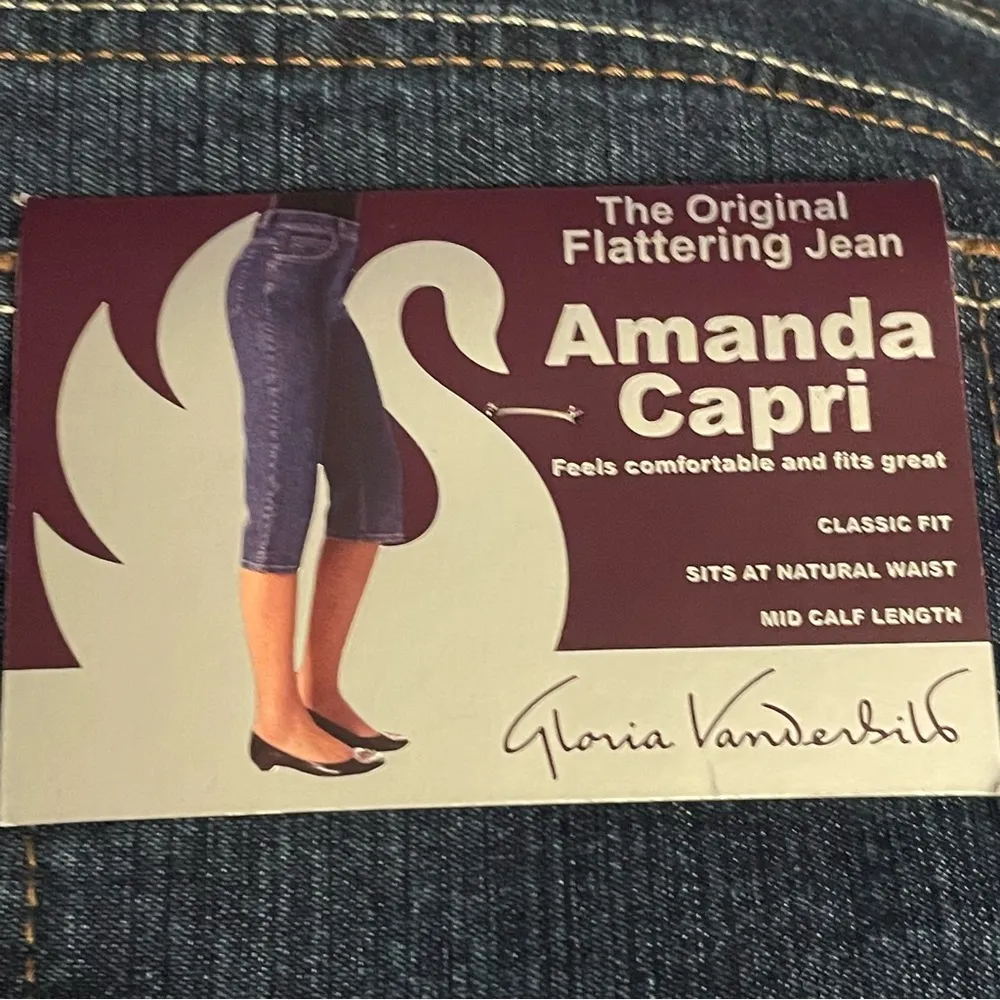 Gloria Vanderbilt  Amanda Capri jeans - Image 5