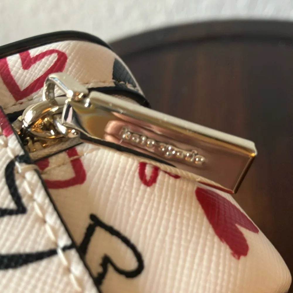 Kate Spade: Heart Print Jewelry Box- Gold Tone- Travel - Image 4