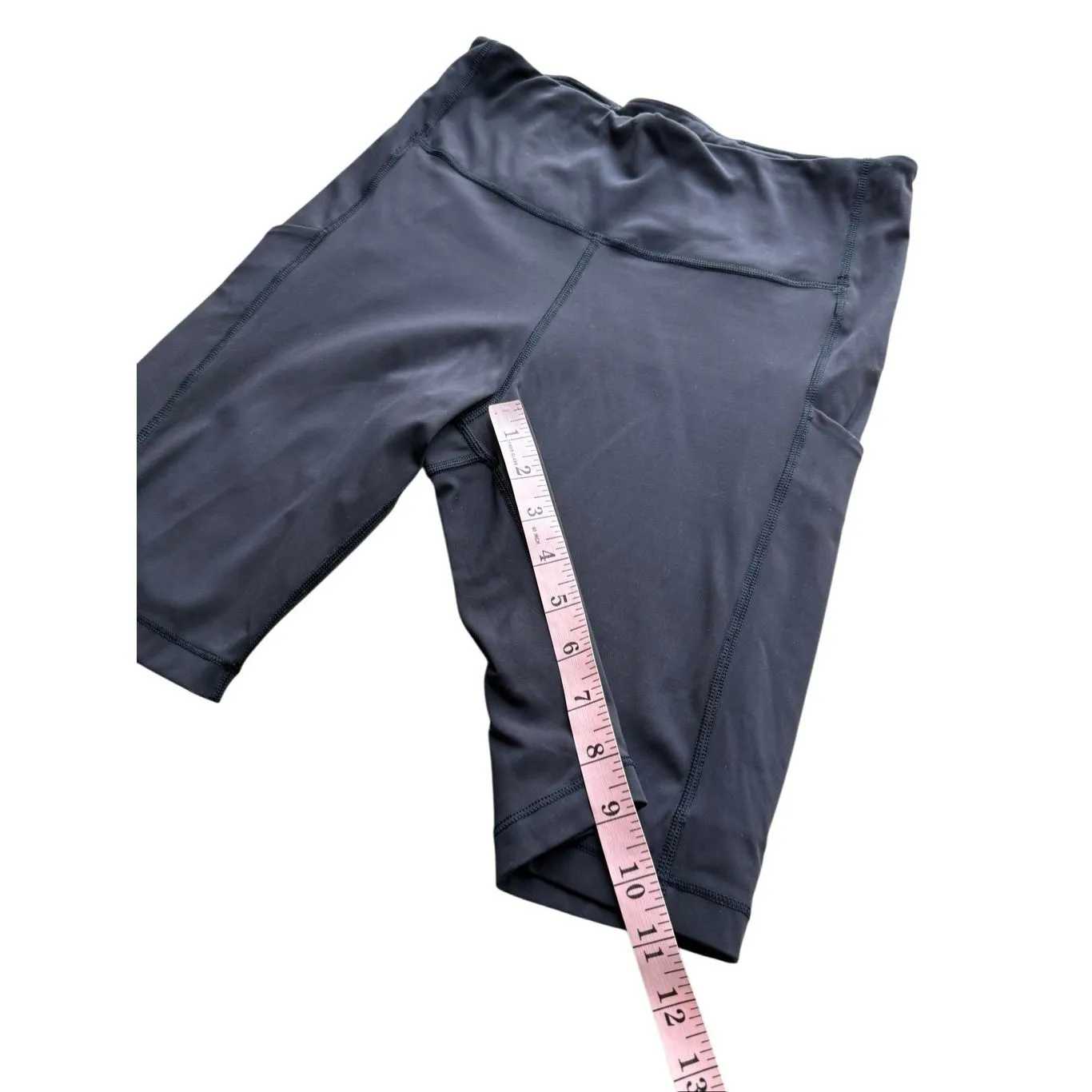 Athleta Ultimate Stash Pocket 9" Biker Short Size M - Image 10