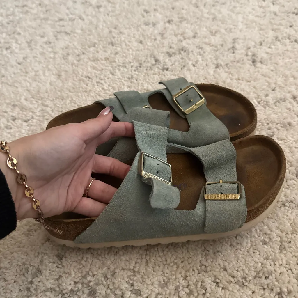 Birkenstock Arizona Suede Softbed Sandal in Pure Sage Size 39 Womens 8 - Image 2