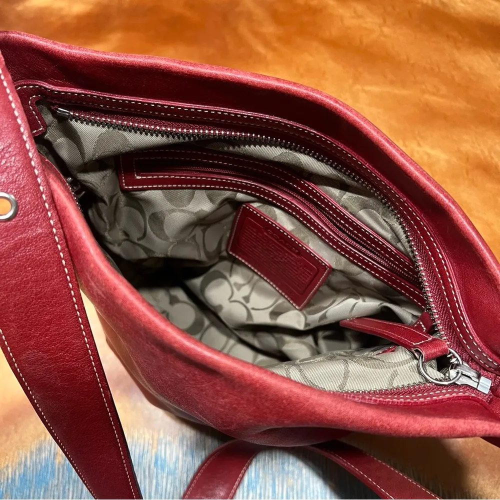 Vintage Coach legacy Soho Red Leather Shoulder Bucket Bag 9186 khaki monogram - Image 4