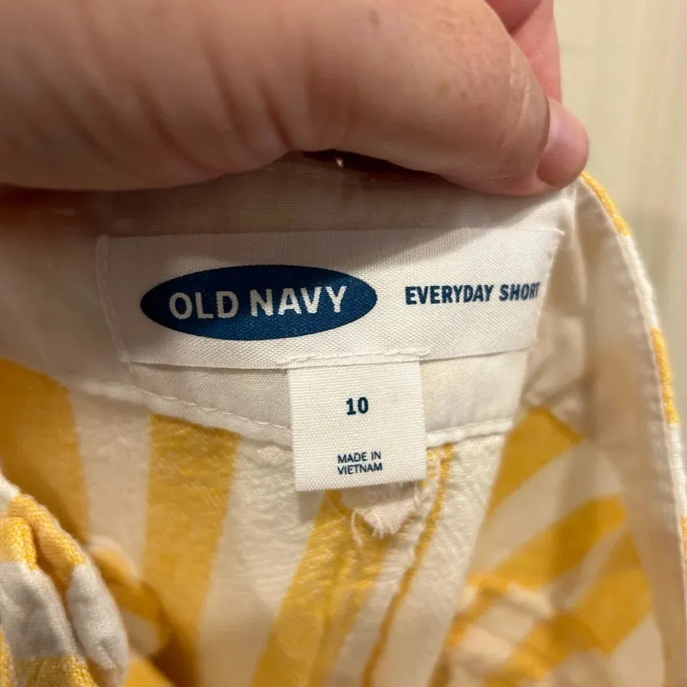 Old Navy Linen Blend Everyday Shorts size 10‎ - Image 4