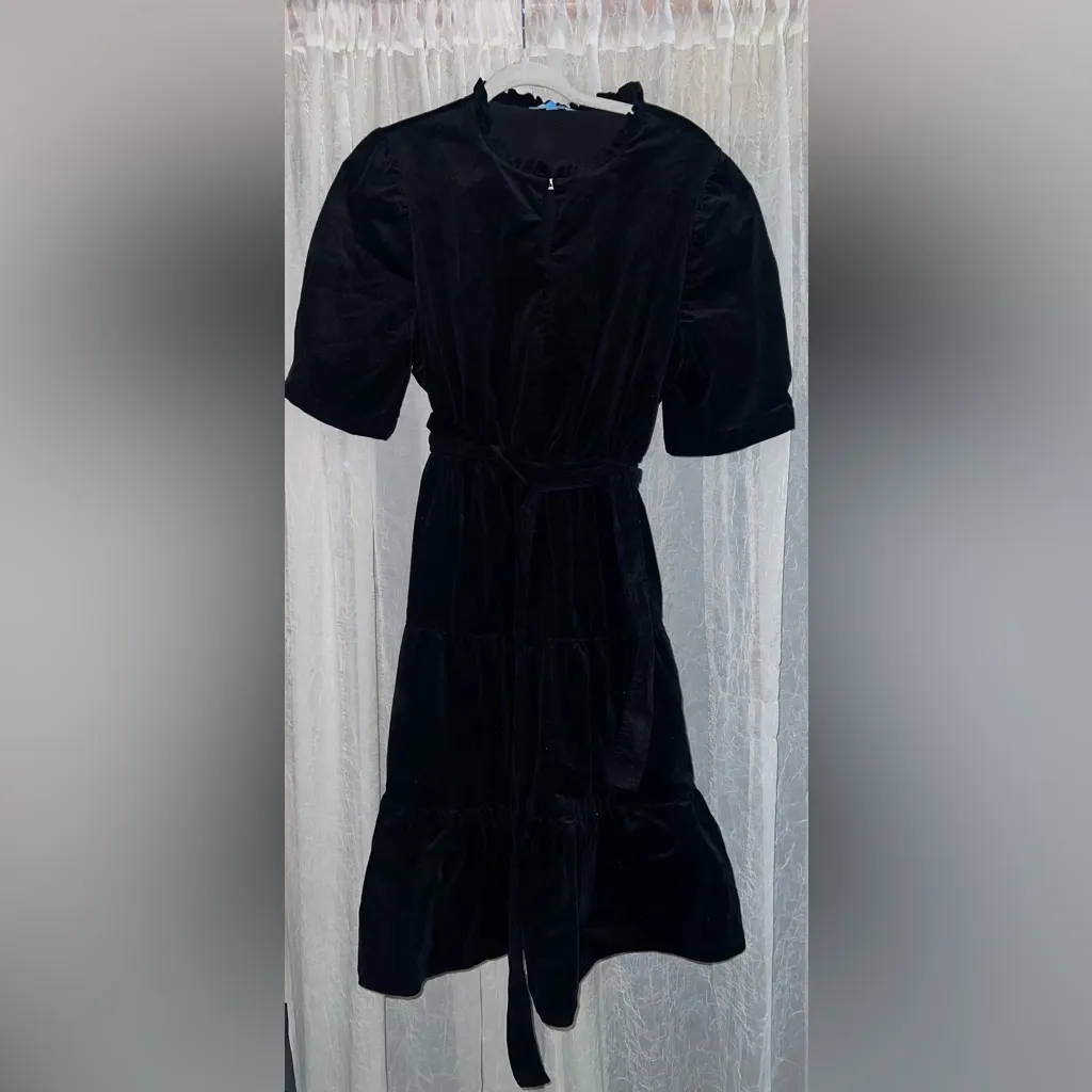 DRAPER JAMES RSVP Button Front tiered belted black Corduroy Dress Large - Image 2