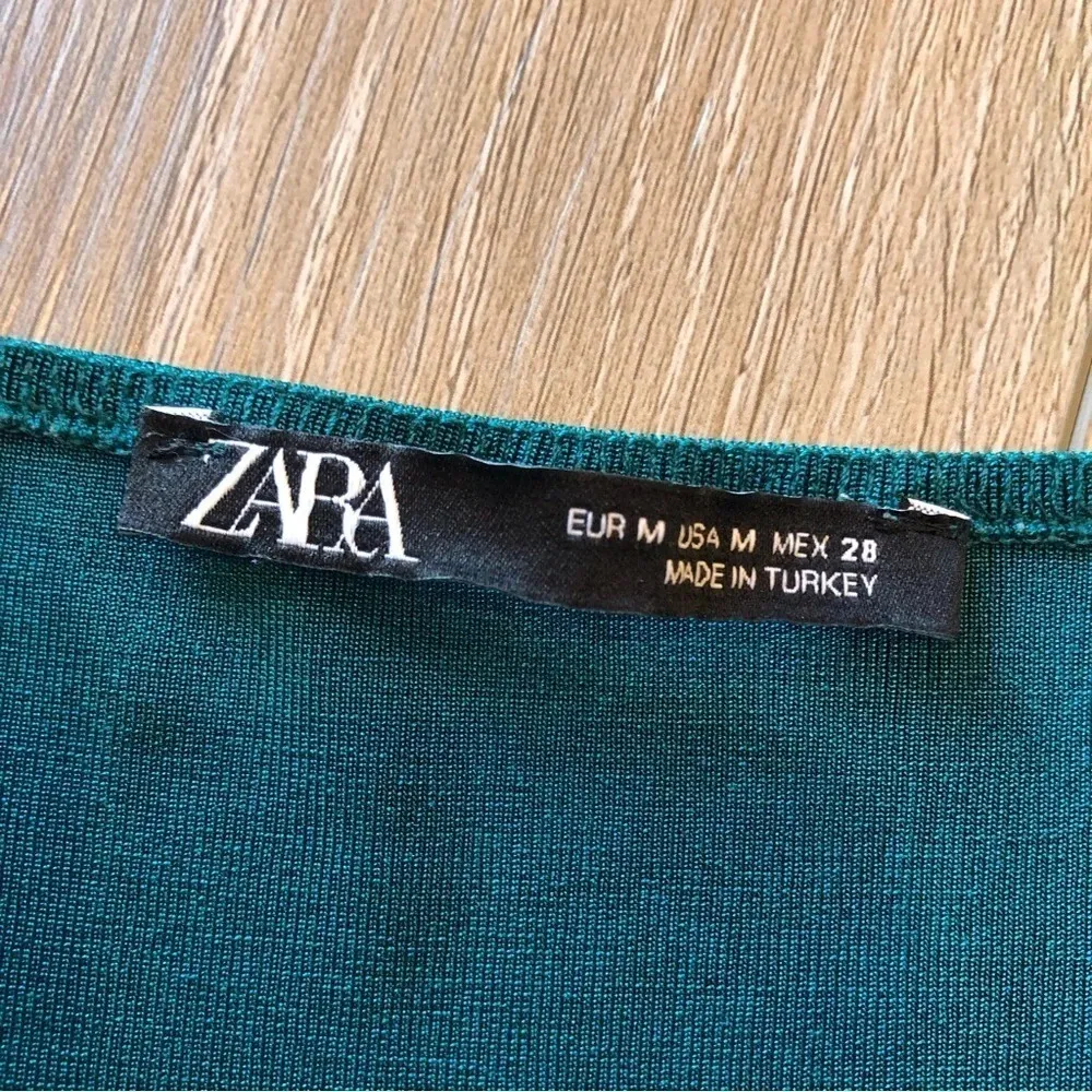 ZARA dark green shimmer cowl neck tank bodysuit size medium - Image 5