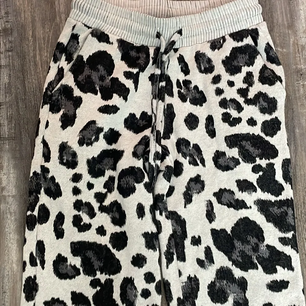 Twenty Montreal White Leopard Jogger Sweatpants Drawstring Size XS - Image 2