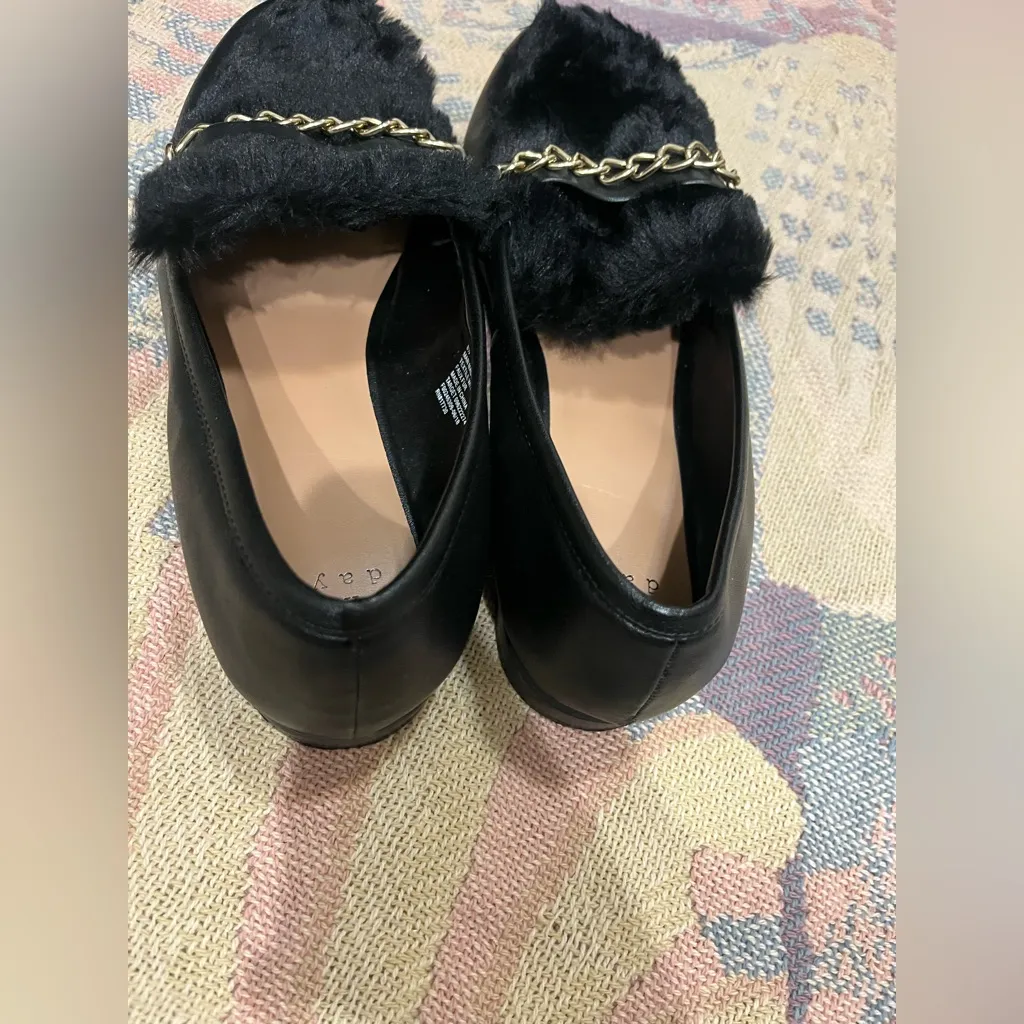 A New Day Black Loafers with Gold Chain - Image 3