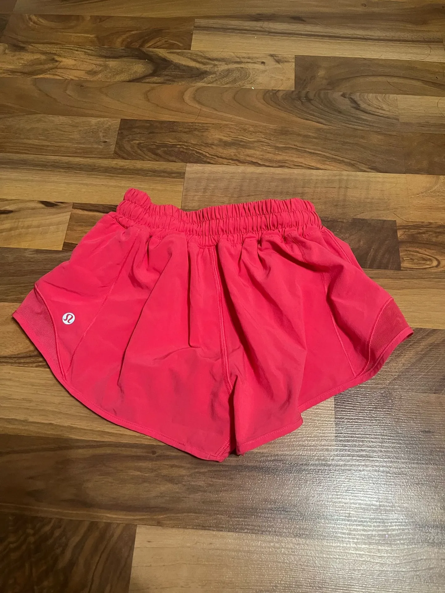 Lululemon Shorts shorty hot LR 2.5 - Image 3