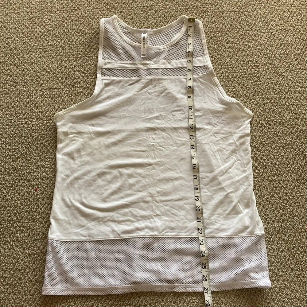 NEW Fabletics White Athletic Tank Top Netting Size Small S Stretch Mesh NWOT - Image 6