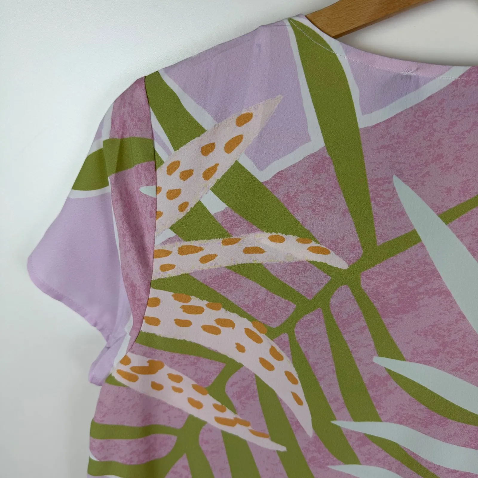 MINKPINK Palm Springs Tee Dress Size XS Tropical Colorful Pastel Resort Vacation - Image 3