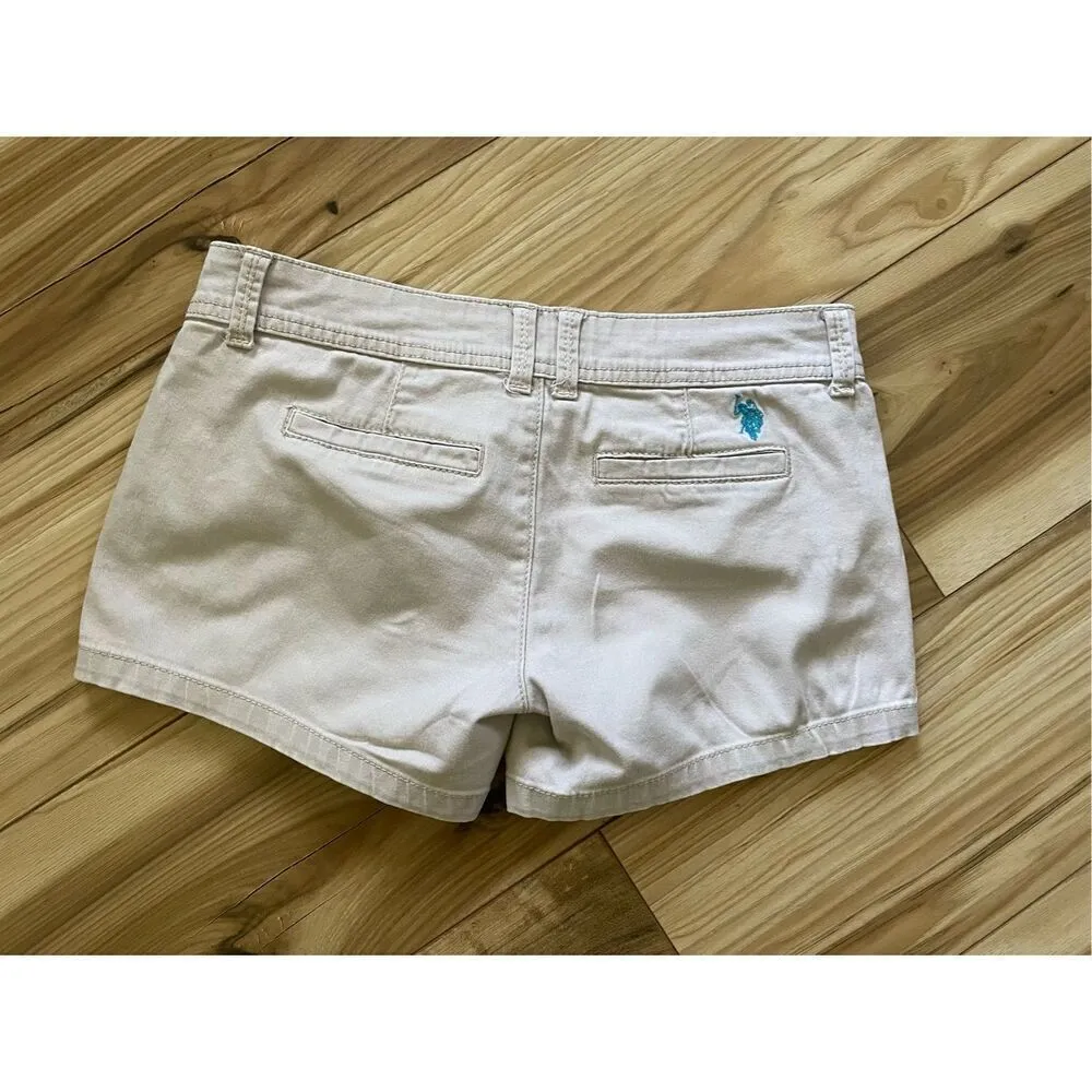U.S. Polo ASSN Women’s  Stretch Cream Shorts Size  3/4 - Image 5