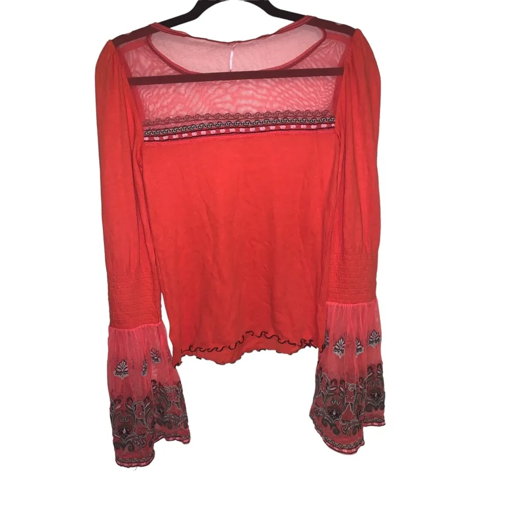 Free People NWOT beautiful embroidered mesh belle sleeve LS bohemian top - Image 7