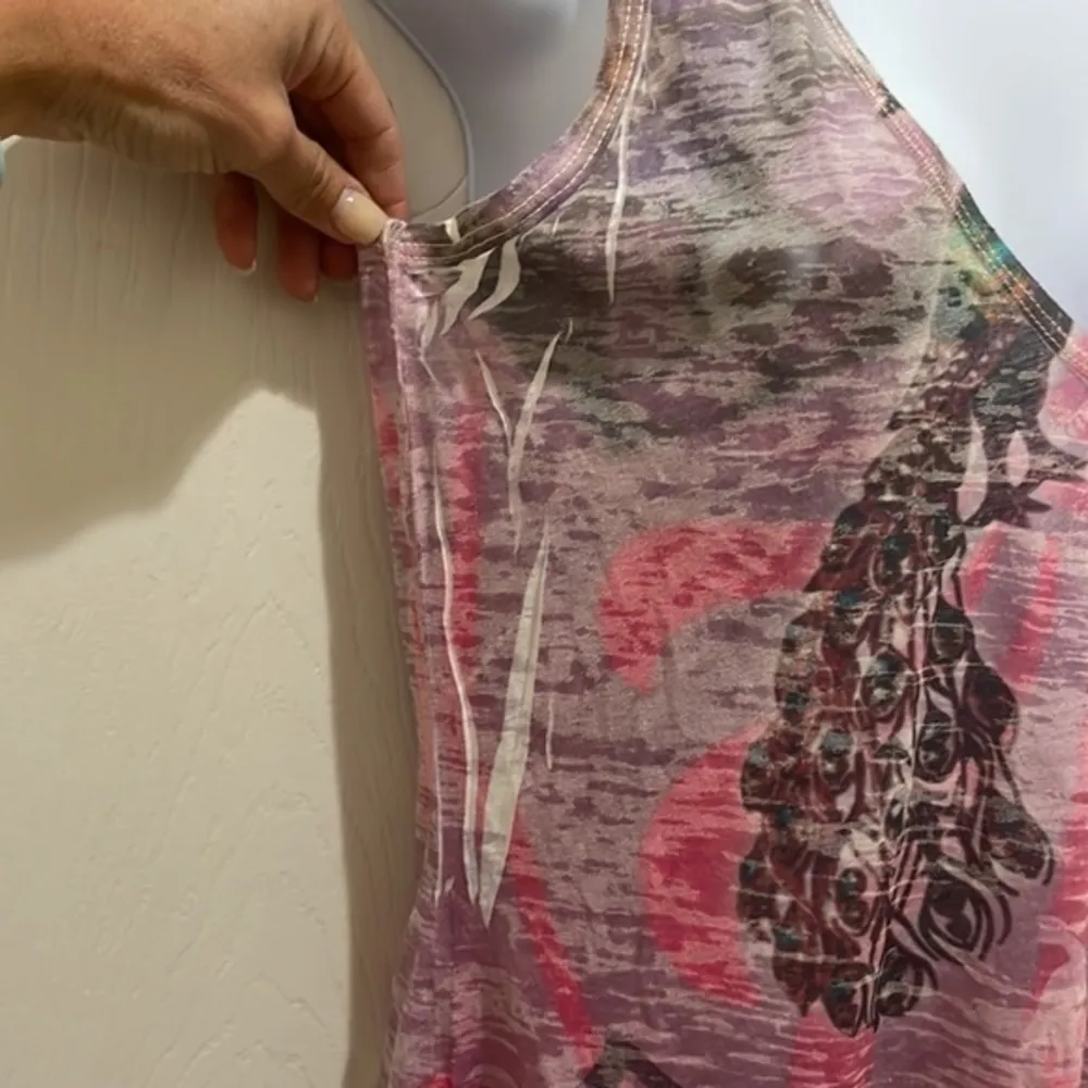 hip - happening in the present - Pink Peacock & Floral Tank Top - Image 5