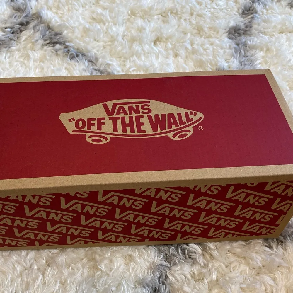 NWT Vans Asher Women’s Slip - on Shoes 🌸 - Image 7