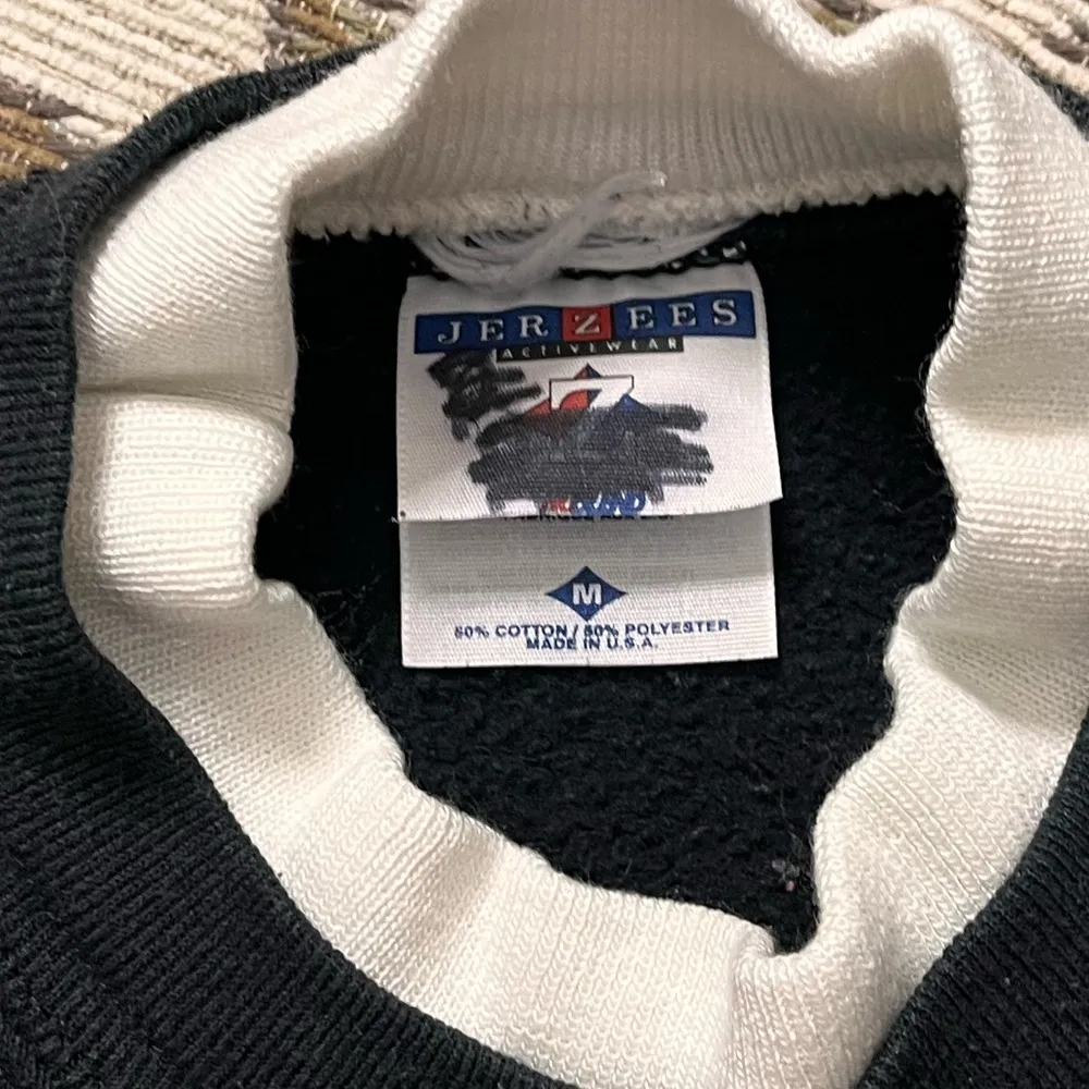 Vintage Sweatshirt Pullover Crewneck Cat Birds Winter Scene M Medium S Small - Image 3