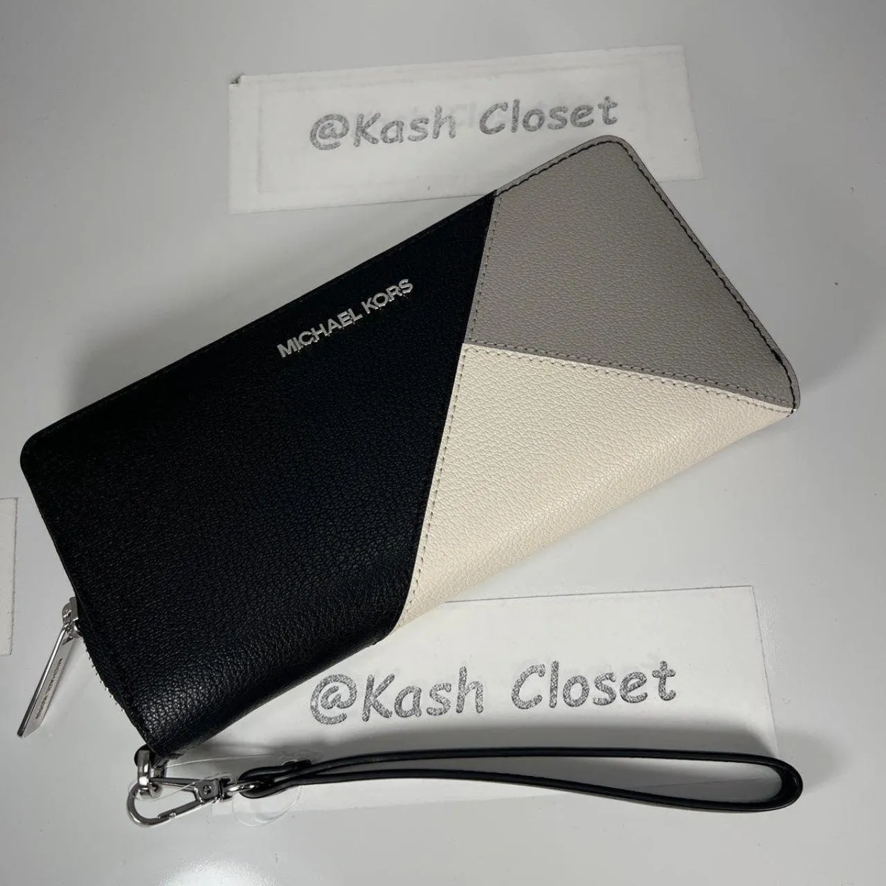 Michael Kors Black Travel Continental Wristlet Large Wallet - Image 5