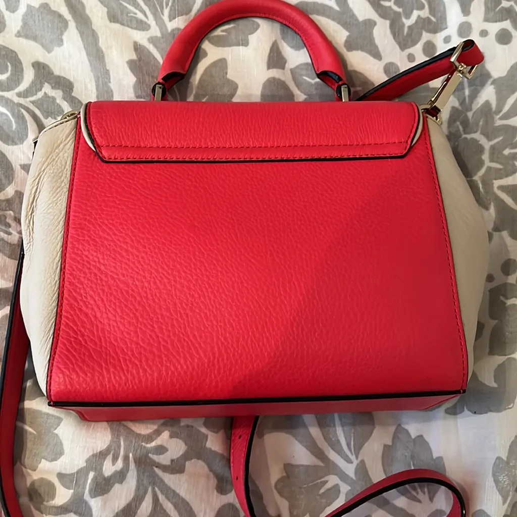 VGUC bright pink and tan Kate Spade shoulder bag. - Image 3