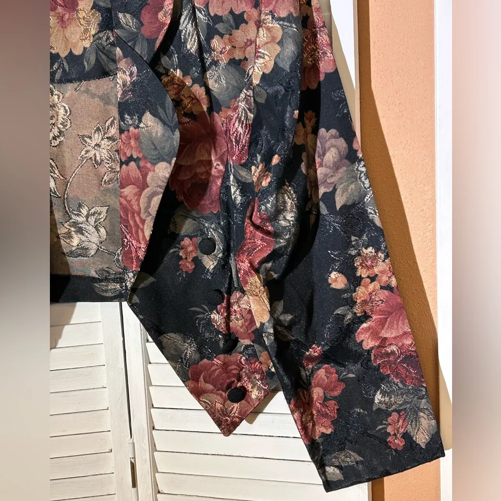 Vintage 1980s Fredericks of Hollywood Dark Floral Brocade Blazer size 16 - Image 3