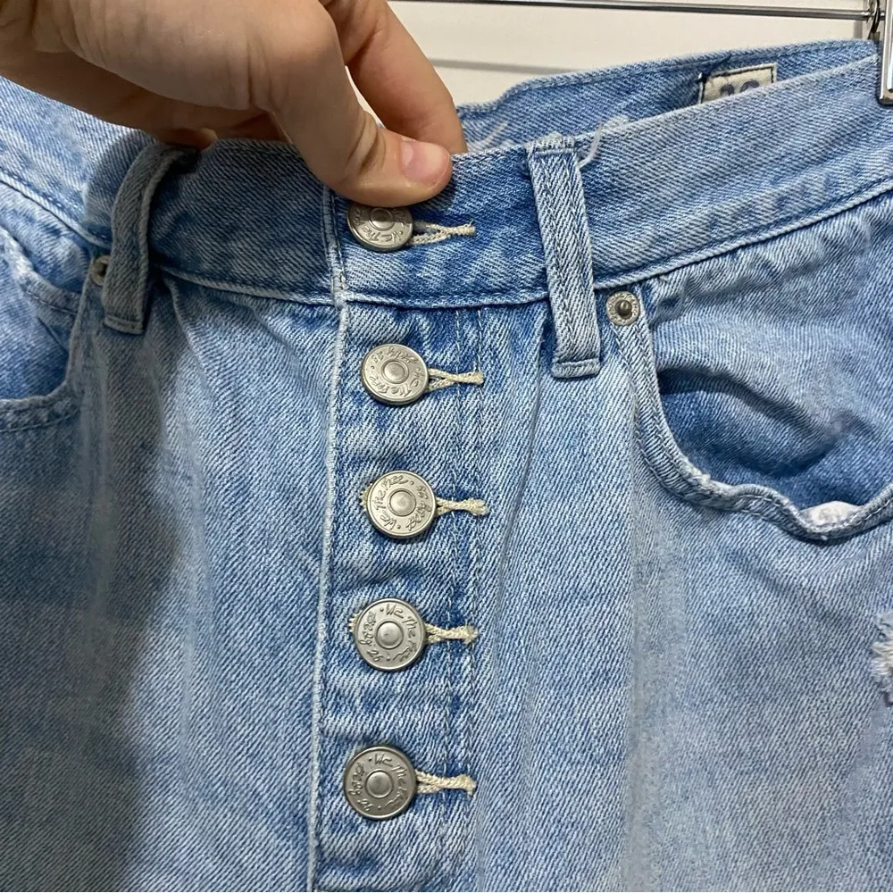 We The Free Light Wash Buttonfly Slim Jeans 29 - Image 4