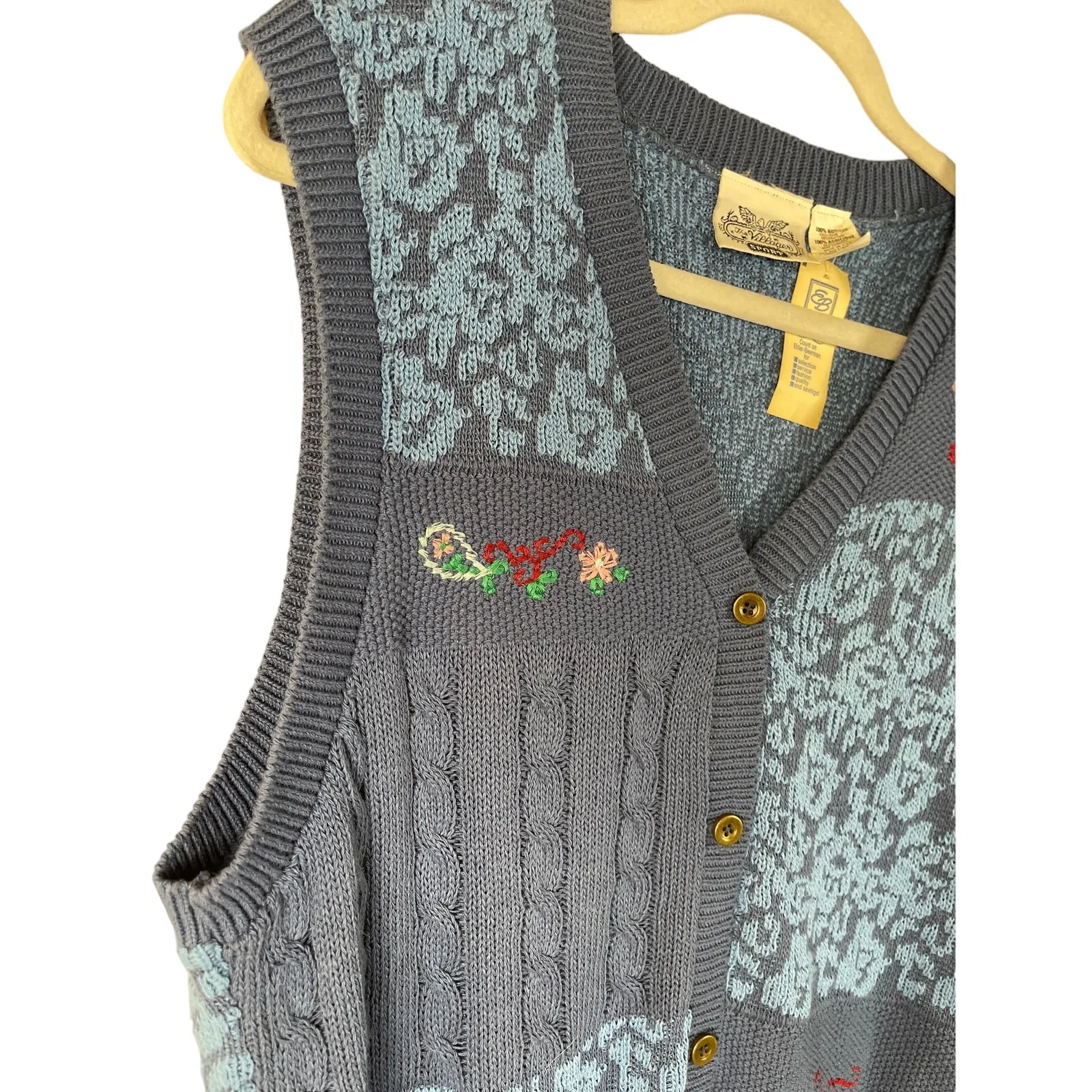 Vintage The Villager Sport Batik‎ Blues Embroidered Vest Sweater Size Medium Blue - Image 4