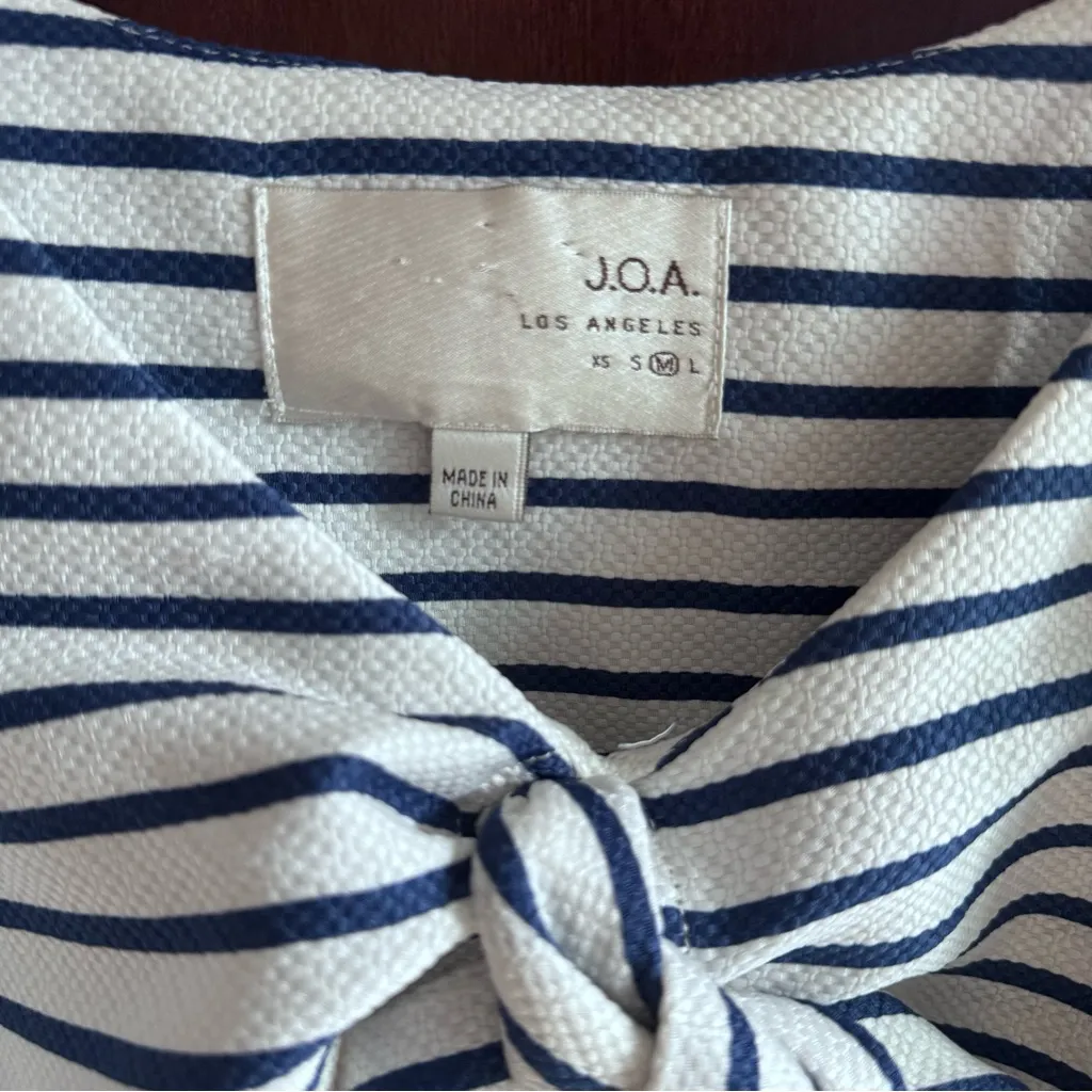 J.O.A Navy & White Striped Sleeveless Dress with Bow Detail - Size Medium - Image 4