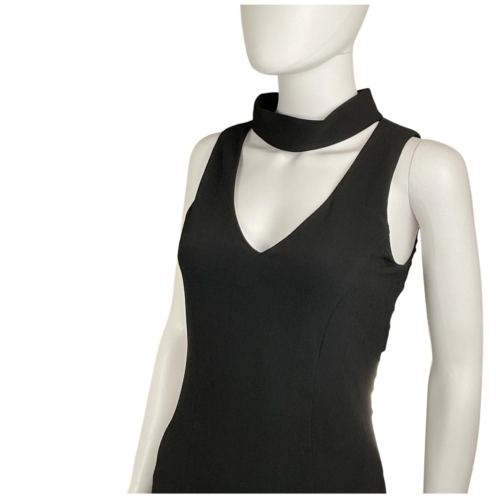 Belle Badgley Mischka Black‎ Sleeveless Choker Neck V-Neck Party Cocktail Dress - Image 2