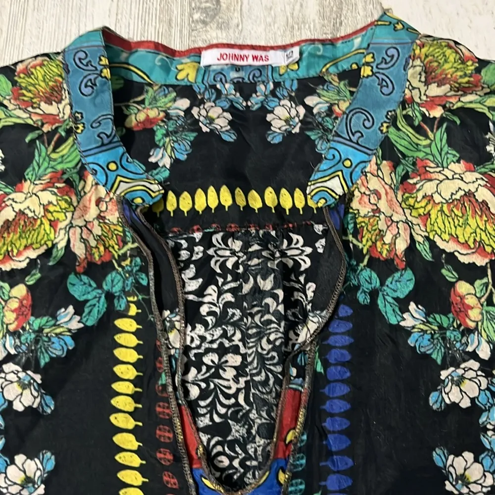 Johnny Was Silk Top XS - Image 3