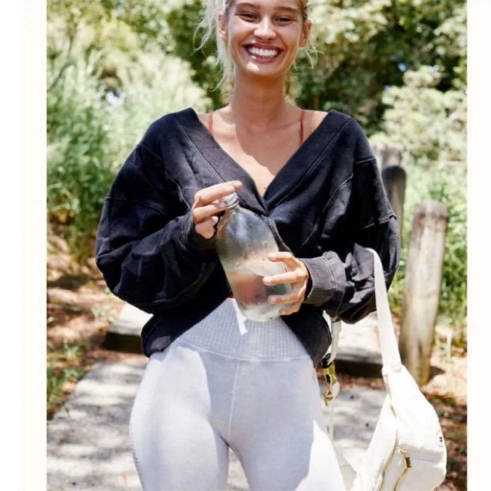 Free People 2024  movement go for gold reversible pullover sweatshirt - Image 4