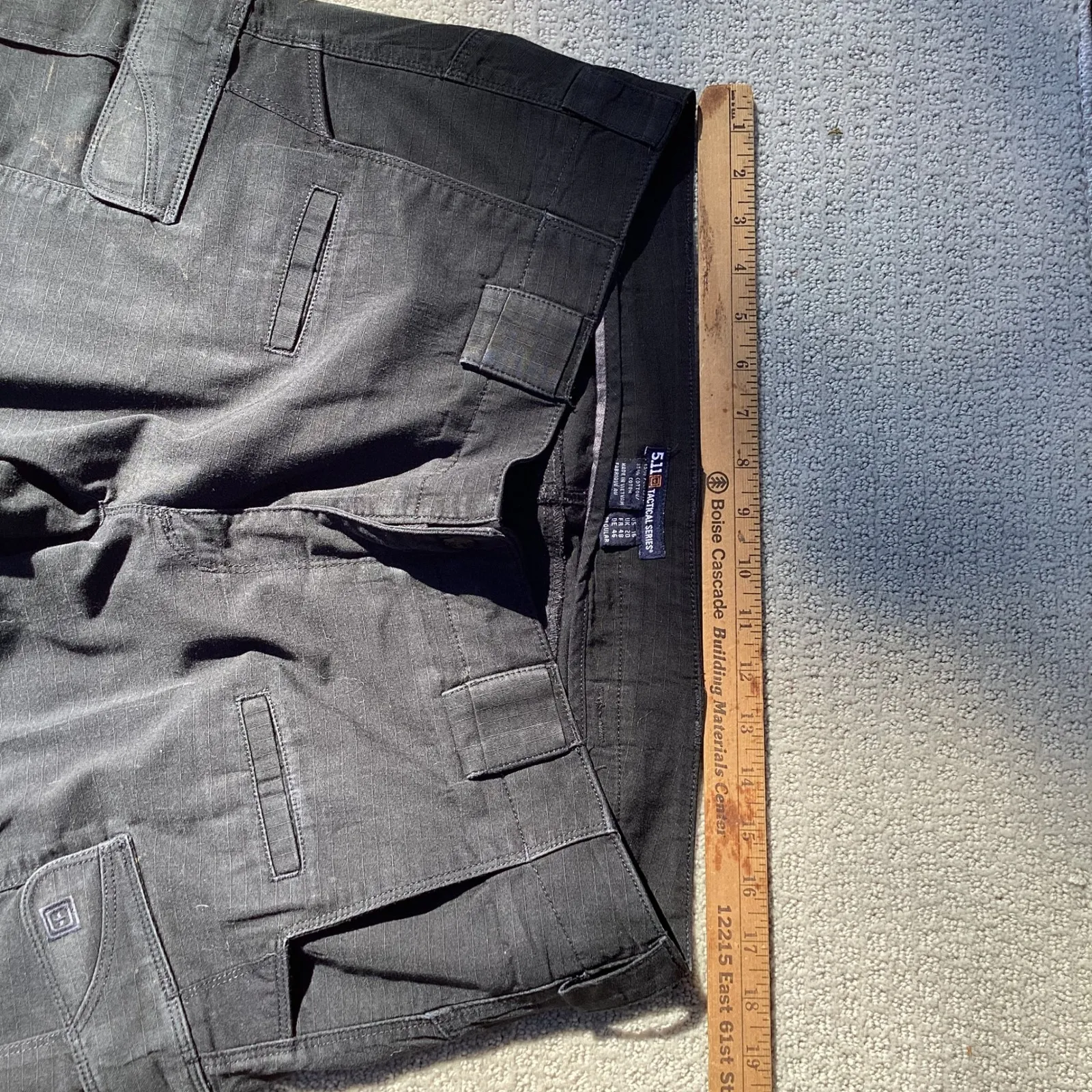 5.11 Tactical Series Black Cargo Pants US 16 Regular Work Hiking Outdoor - Image 4