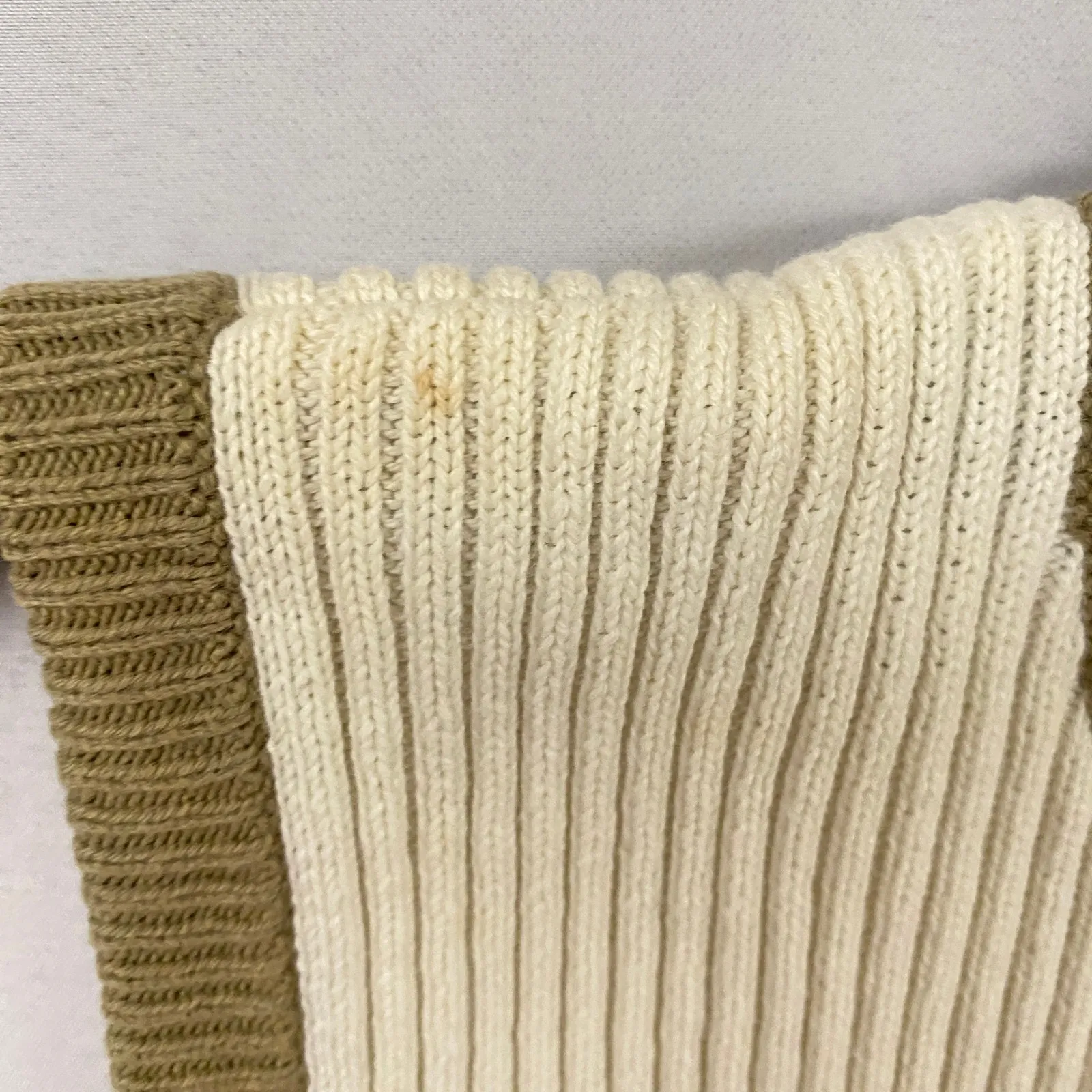 Vtg Aeropostale Small Cream Brown Ribbed Knit VNeck Sleeveless Sweater Vest Y2K - Image 6