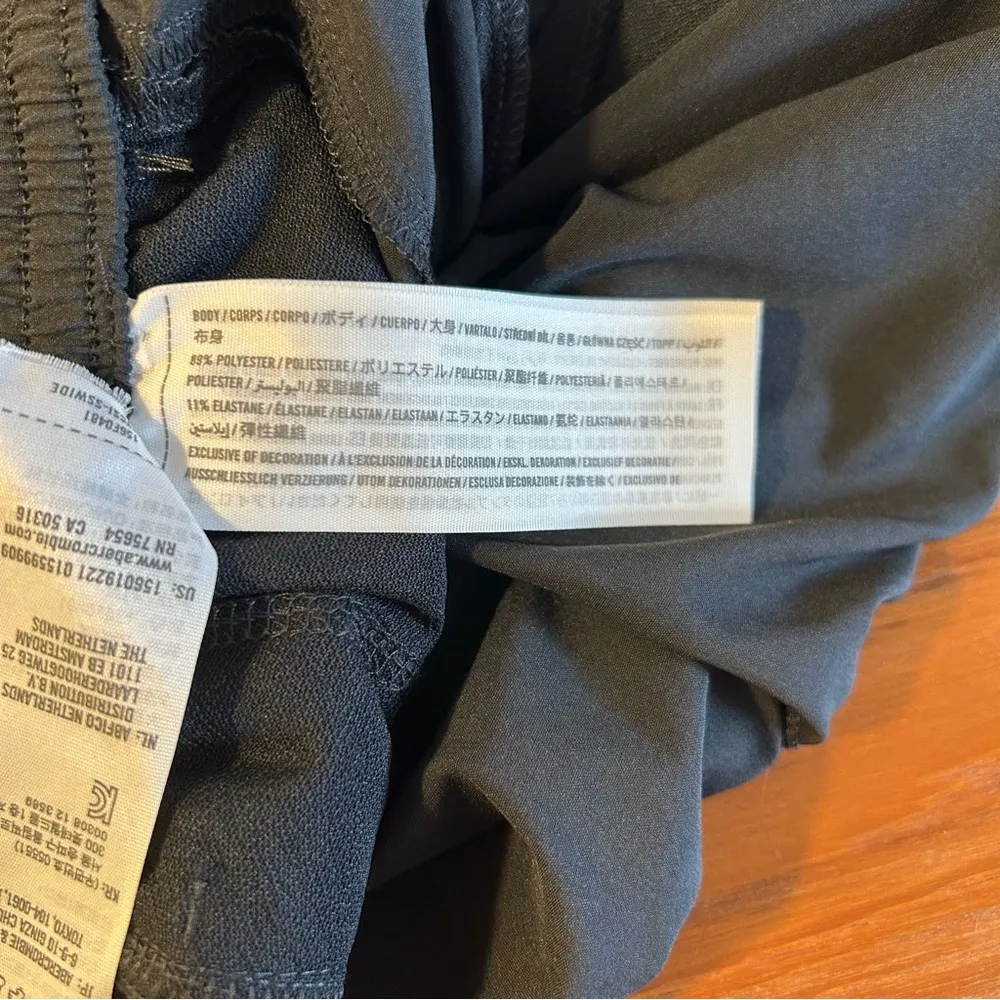 NWT Abercrombie & Fitch Petite Black Traveler Joggers - Image 9