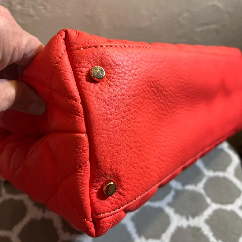 Kate Spade Coral  Quilted Shoulder Bag with Chain Straps Maryanne Flo Gold Coast - Image 8