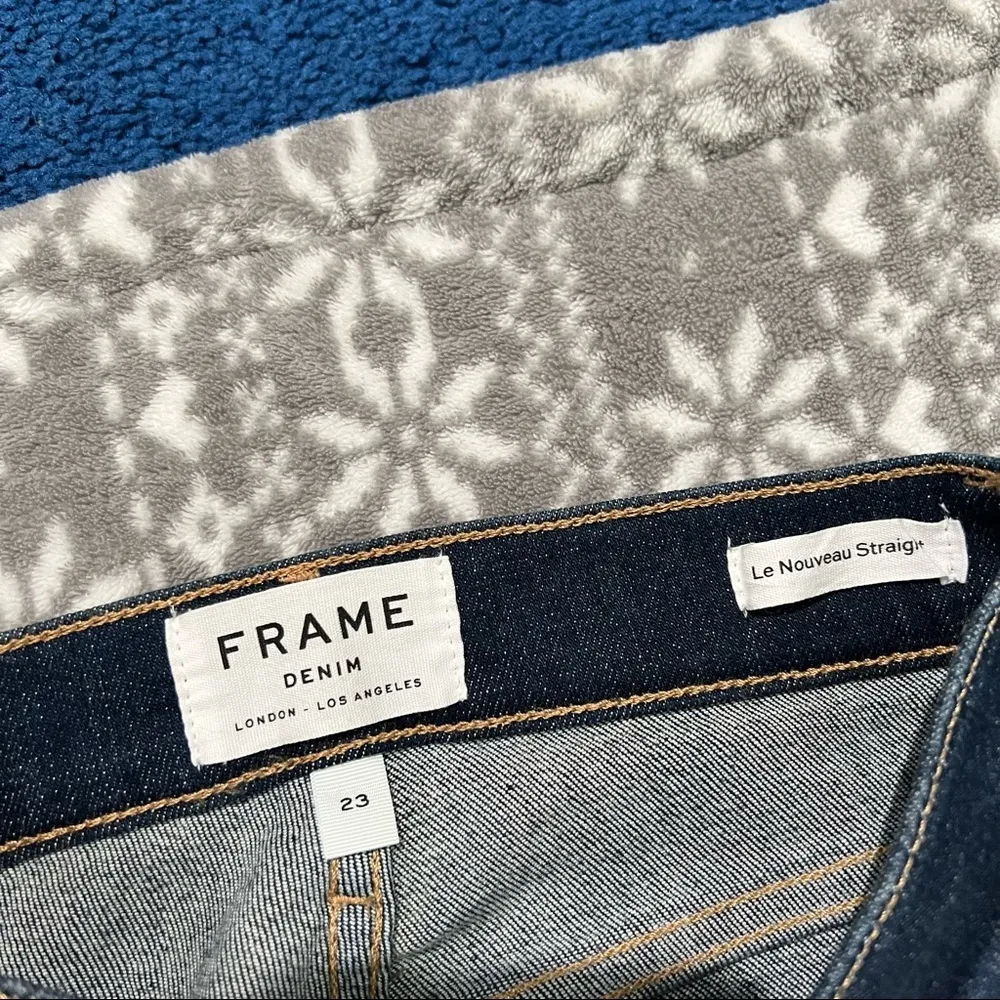 New Frame Le Nouveau Straight Leg Jeans In Overcast Wash Size 23 Style LNSVCF793 - Image 6