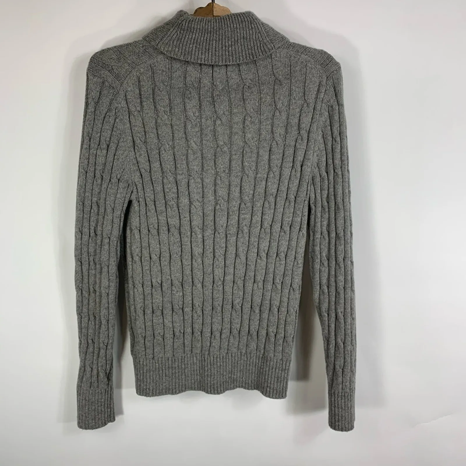 Tommy Hilfiger Grey Cable Knit Sweater Sz  Small Preppy Coastal Fisherman - Image 6