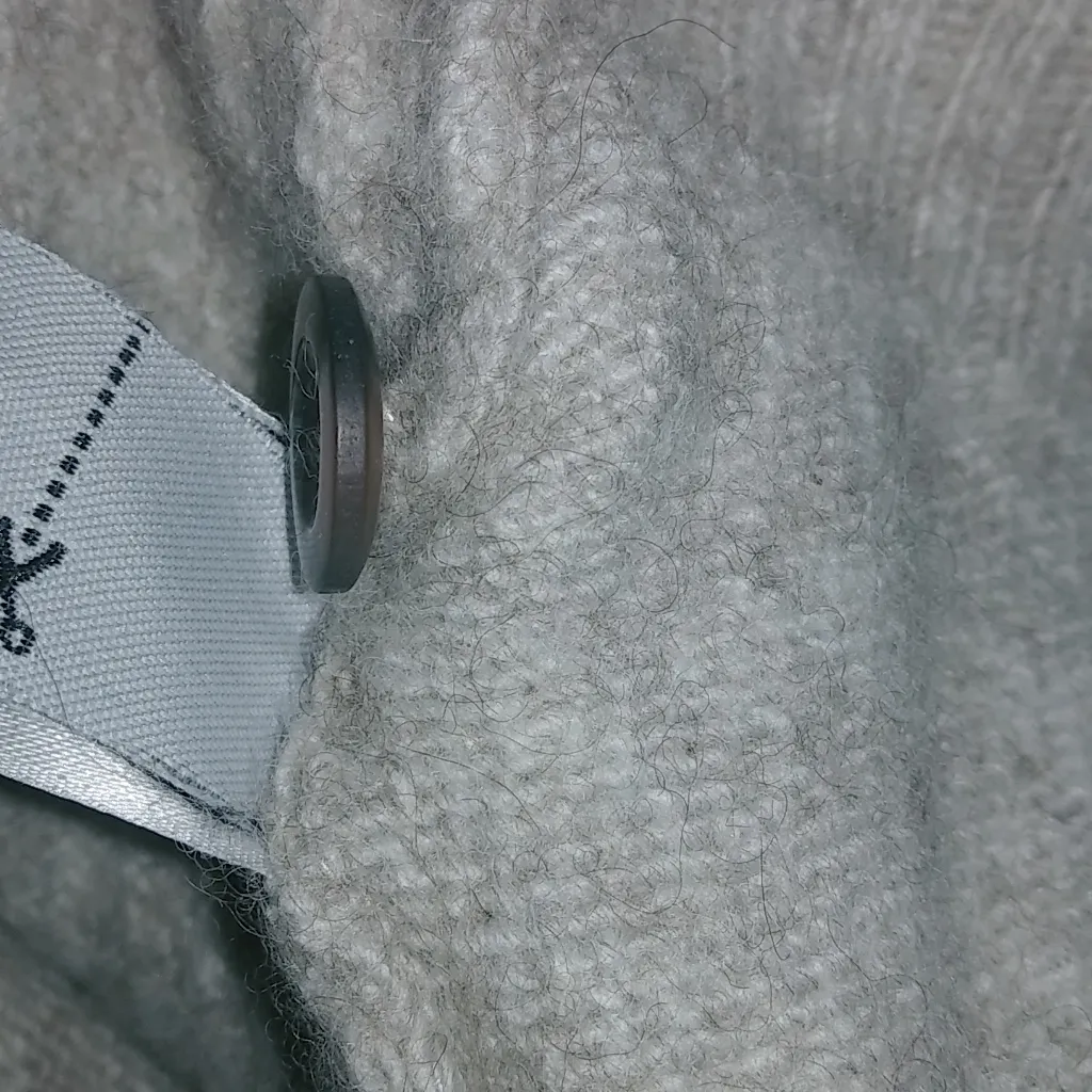 Wallace M Vintage Scottish Gray Waffle Front Pocketed Button Cardigan Sweater Size M - Image 8