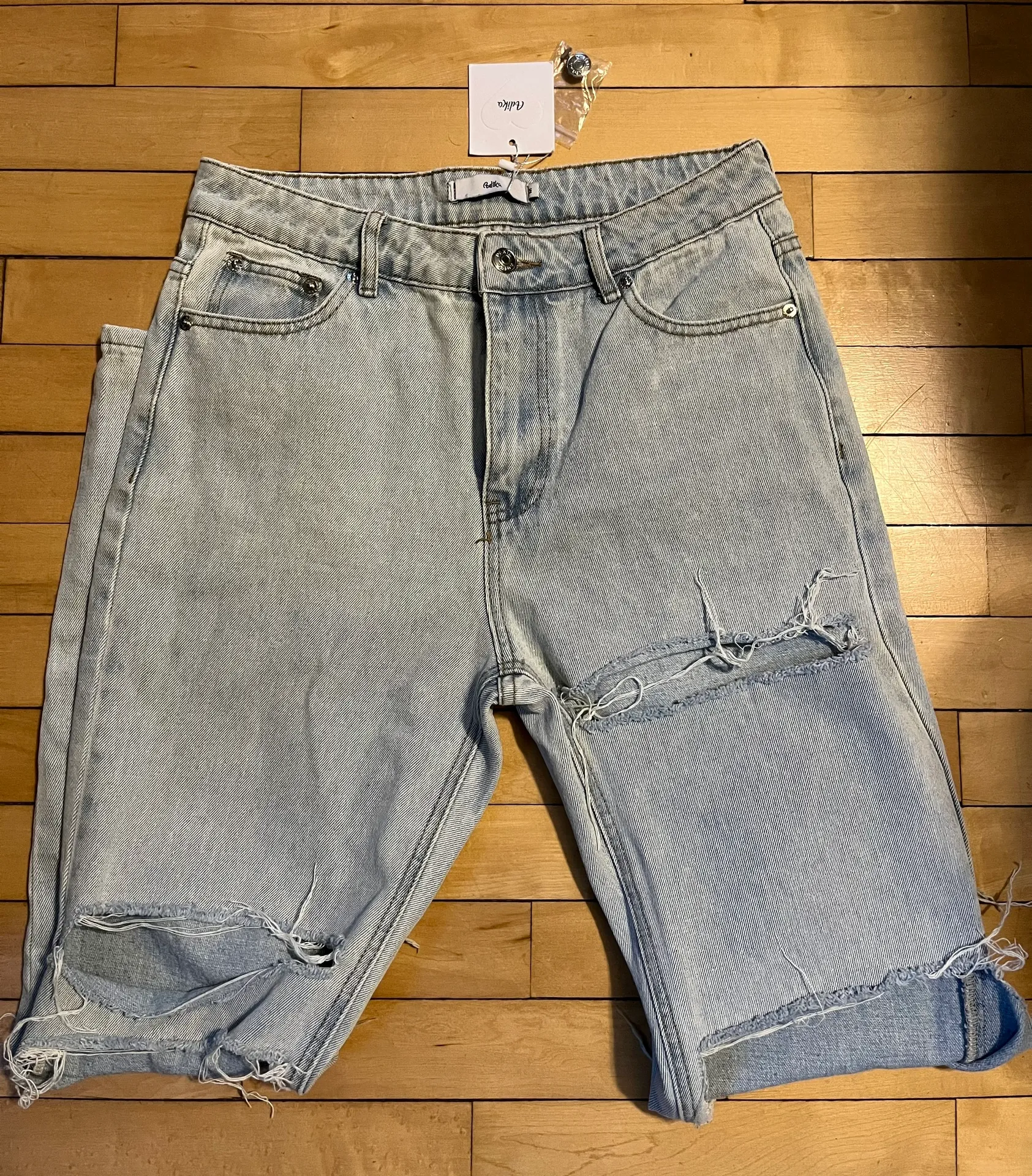 Adika Ripped Jeans - Image 3